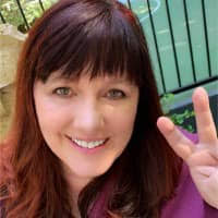 Sad news: Lisa Bohn, Class of 1972, died December 1 after living with  metastatic breast cancer for over 14 years. A gathering in celebration of  Lisa's life will be held