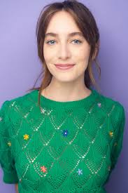 Sara Ruth's Instagram, Twitter & Facebook