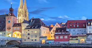 Januar 2021 im hohen dom zu regensburg anlässlich des jahrestages der bischofsweihe von dr. Bamf And Language Classes In Regensburg Berlitz