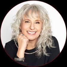 Janet Atchley's Instagram, Twitter & Facebook