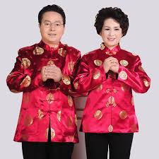 Pertama kali diperkenalkan oleh seorang politikus korea di zaman jeoseon yang pakaian ini biasanya diperbuat daripada kain lembut seperti kain sutera. Pakaian Pria Tradisional Cina Pakaian Kekasih Orang Tua Kostum Pernikahan Ulang Tahun Merah Oriental Setelan Tang Zhuang Coat Jacket Women Jacket Denimjacket H Aliexpress