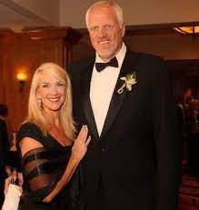 Последние твиты от mark eaton (@markeaton7ft4). Zfqikn Tsgoaxm