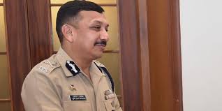 New cbi director dgp subodh kumar jaiswal biography, wiki, age, ips, family, networth, rank. Egy2raeerpzesm