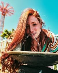 La brûlure du coups de soleil est le plus souvent du premier degré (rougeur de la peau). Pihhfjk0hepcim