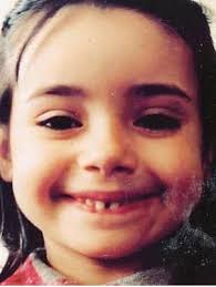 Kurtlar Vadisi Dizisinde Elif Rolu Ile Tanidigimiz Bu Sevimli Kiz Cocugu Daha Sonra Hanimin Ciftligi Dizisinde Kalbimizi Caldi Simdilerd Once Upon A Time Kids
