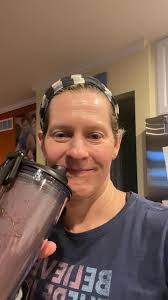 My final video of this week's Go the Distance Nutrition Series ends with a  LIVE Q&A and Smoothie Demo that is all about PRE & POST WORKOUT NUTRITION.  For a summary of