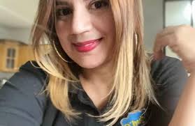 Que Viva la vida en HCH added a...