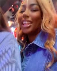 Tell me you don't never wanna lose me 💚