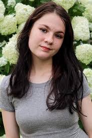 Rebecca Scarbrough's Instagram, Twitter & Facebook