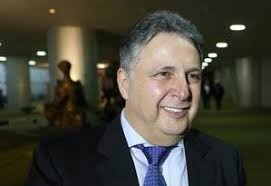 TRF barra pedido de juíza substituta e mantém processos da Lava-Jato com  Bretas