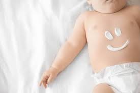 After each bath in the pool or at the sea wash your baby with tap water in order to remove the chemicals and salt. Dry Baby Skin