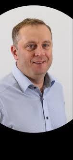 Thomas Bustard's Instagram, Twitter & Facebook