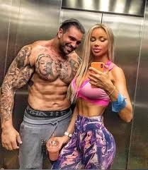 Articole publicate cu eticheta bianca dragusanu. Atlet Vis Mobil Alex Body Grdejong Com