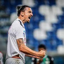 Fiery soccer star zlatan ibrahimovic has captivated fans with his superb skills and outlandish comments. Zlatan Ibrahimovic Mit Video Statement Zu Karrierende Leute Wollten Mich Brechen Fussball