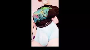 Heavy Balls: Shemale Porn | xHamster