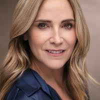 Jen Mckinley's Instagram, Twitter & Facebook