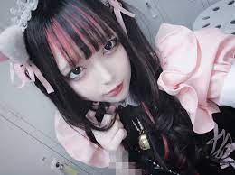 佐藤 らら on instagram 悪い顔 久々 メイド っぽい in ear headphones cat ear headphones cat ears