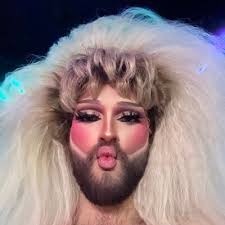 Emmonia // Jacob 🕸 (@emmonia_yeg)