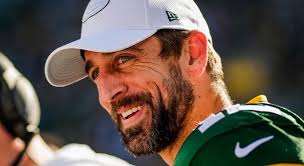 Aaron Rodgers, la súper estrella de 37 años que eclipsó al Draft de la NFL  con un anuncio inesperado