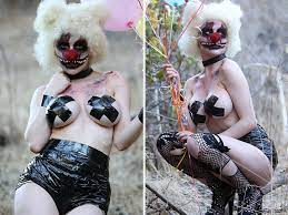 Courtney Stodden's a Crazed Clown on the Loose!!