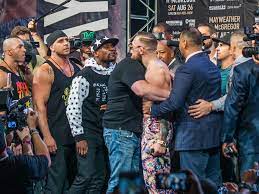 Мейвезер подерется со звездой youtube. Lobov V Nastoyashej Drake My Vtoptali By Ohrannikov Mejvezera V Zemlyu