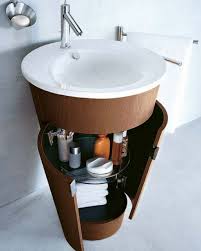 small apartment bathroom storage