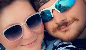 Suzannah Dunham and Derek Asher's Wedding Website