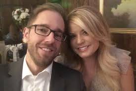 Fundraiser for Darcy Highfill by Anna Flanagan : Support our sweet friends  Adam and Darcy Highfill