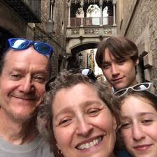 Nora Burton (@LDelgadoBurton)