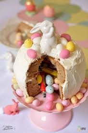 Le gâteau lapin de pâques à la noix de coco, une recette pour les enfants et les grands expliquée dans ce nouveau tuto cuisine (voir vidéo ci dessous). Top 10 Des Plus Beaux Gateaux De Paques Cerfdellier Le Blog