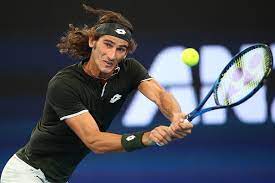 Learn the biography, stats, and games schedule of the tennis player on scores24.live! Lloyd Harris Continues His Good Form Down Under