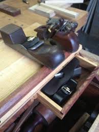 Zwaluwstaart|en (meerv.) 1) staart van een zwaluw biologie. Meubelmakerskistje Woodworking Nl