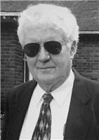 Edward Blakely's Instagram, Twitter & Facebook