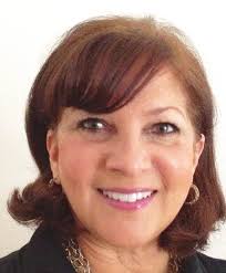 Roberta Russell, LICSW