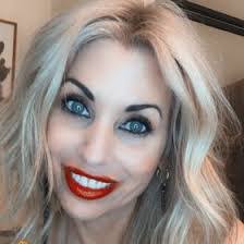 Jennifer Legrand's Instagram, Twitter & Facebook