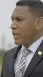 Conoce la historia de vida del Fiscalizador Andrés Marte. Desde sus inicios  en el Ministerio Público tuvo claro sus objetivos. Trabajo, determinación y  sus buenos principios lo han hecho llegar hoy a ...