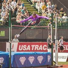 Gianmarco tamberi mutaz essa barshim (2,37 m) no otorgada: Mutaz Barshim Scissor Kicking Over A Bar Set To 6 8 With No Warmup This Guy Can Fly R Pics Scissor Kicks High Jump Kicks