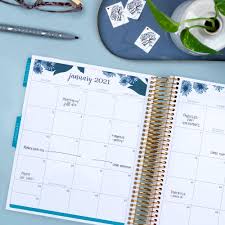 Our pocket schedule is one of the best tools to track down all your courses, classes, and assignments. 11 Best Daily Planners For Staying Organized In 2021