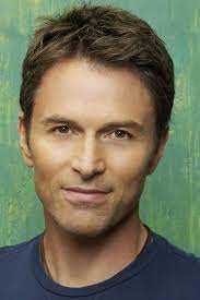 He is an actor and producer, known for ghost world (2001), heavyweights (1995) and after the sunset (2004). Z3etfqnm4j6gnm