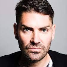 Shane Lynch's Instagram, Twitter & Facebook