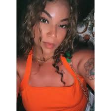 I'm reposting this so more people can see the disgusting behavior of this  person ( Havanna Miller) 😡 it breaks my heart to see her abuse a puppy  this bad 😭🥺😡 I