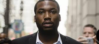 Hadde kryptisk beskjed på brettet: -Kan bli diskvalifisert