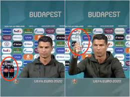 Have a look at the video to see what happens once ronaldo sits down. Video Cristiano Ronaldo Replaces Coca Cola Bottles With Water