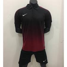 Jersey bola jenis ini biasanya banyak ditemukan di berbagai tempat dan dijual dengan harga yang lebih murah dari jersey ori. Jersey Kaos Baju Bola Futsal Nike Gradasi Hitam Merah New Grade Ori Import Thailand Shopee Indonesia