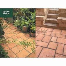 Choose from a variety of textures, colours and finishes to achieve the look you want. Terracotta Floor Tiles 10m2 Patio Pack Mixed Sizes
