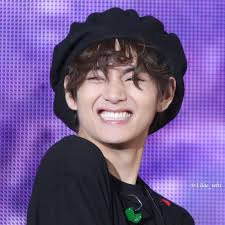 See more ideas about bts, bts bangtan boy, bts wallpaper. Jane On Twitter Taehyung Smile Kim Taehyung Kim Taehyung Wallpaper