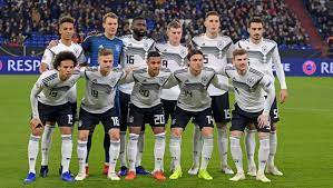 Wnbl 2019/20 gruppe 2 chemcats chemnitz. Dfb Auswahl Zum Auftakt 2019 Gegen Serbien