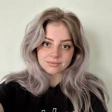 SO JESSE LACEY FROM BRAND NEW WAS ORIGINALLY IN TAKING BACK SUNDAY AND THEN  THE DUDE FROM TAKING BACK SUNDAY HOOKED UP WITH HIS GIRL AND THATS WHY  JESSE LEFT AND STARTED