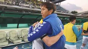 Yoo spielte zuletzt bei ульсан хёндэ (ульсан). To Fight Pancreatic Cancer Yoo Sang Chul Wants To Fight