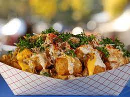 31 Deep Fried Treats That You Have To See To Believe Fair Food Recipes Carnival Eats Recipes State Fair Food